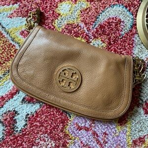 Tory Burch Crossbody Purse with Gold Chain